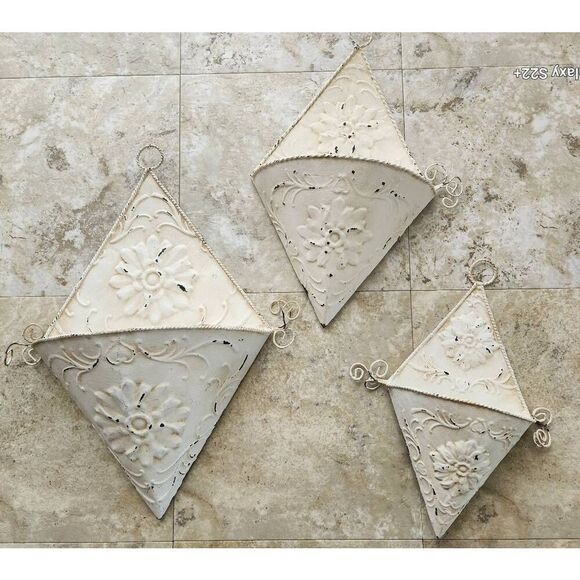 Metal wall decorations - Picture 1 of 15